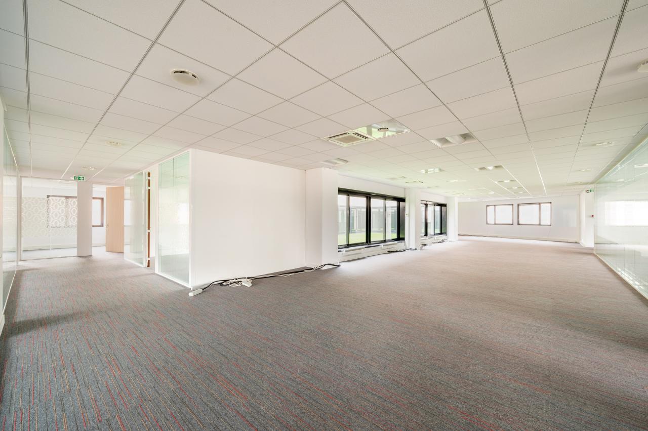 Bureau Issy-les-Moulineaux 5549m² Location bureau Issy-les-Moulineaux Hauts-de-Seine OLBUR2119672 10